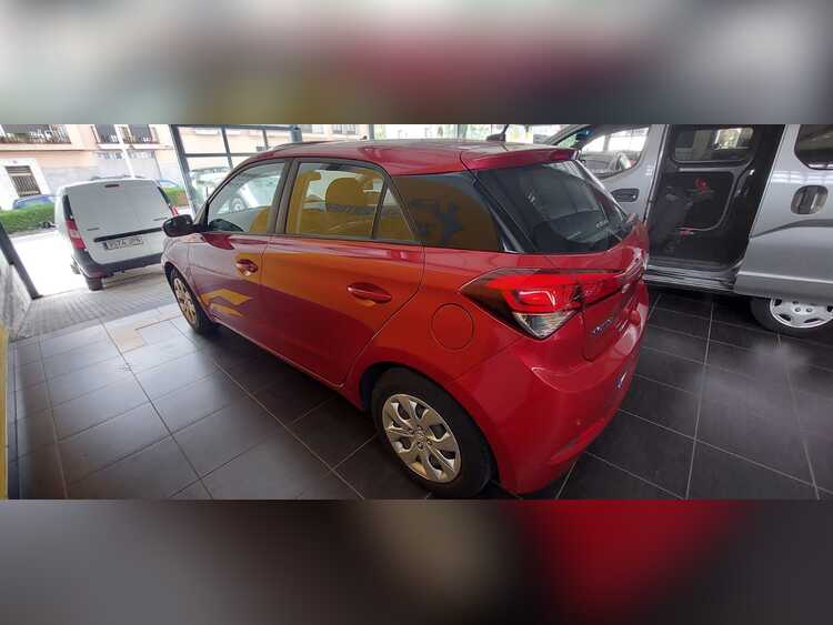 Hyundai i20  foto 6